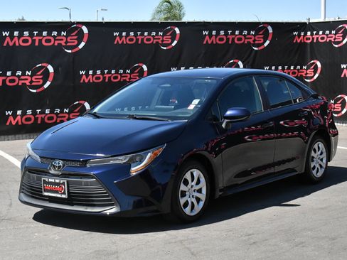 Used 2024 Toyota Corolla LE FWD image 3