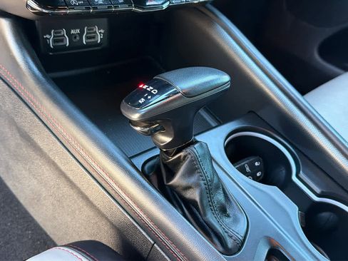 Used 2023 Dodge Durango GT image 12