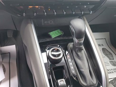 Certified 2024 Chevrolet Colorado ZR2 w/ Technology Package image 16