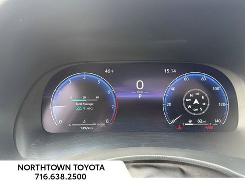Used 2024 Toyota Highlander Limited AWD/4WD image 8