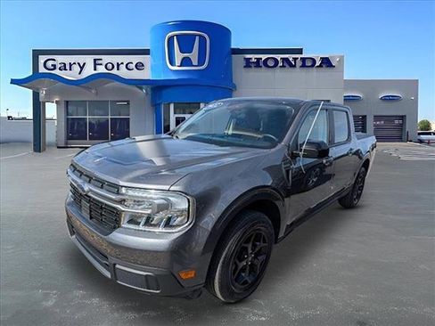 Used 2022 Ford Maverick Lariat w/ Lariat Luxury Package image 4