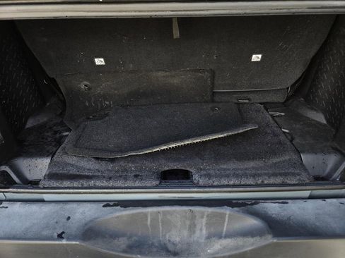 Used 2015 Jeep Wrangler Rubicon w/ Power Convenience Group image 10