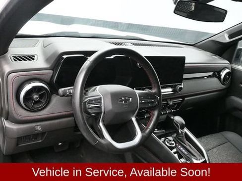 Used 2024 Chevrolet Colorado Z71 w/ Advanced Trailering Package AWD/4WD image 9