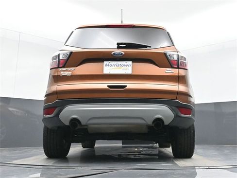 Used 2017 Ford Escape SE image 48
