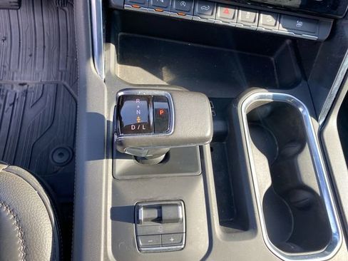 Used 2022 GMC Sierra 1500 Denali w/ Denali Reserve Package image 12