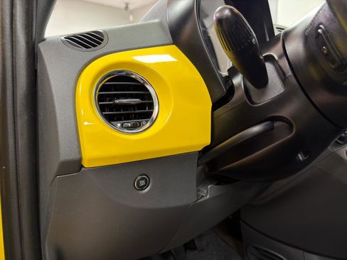 Used 2013 FIAT 500 Sport image 16