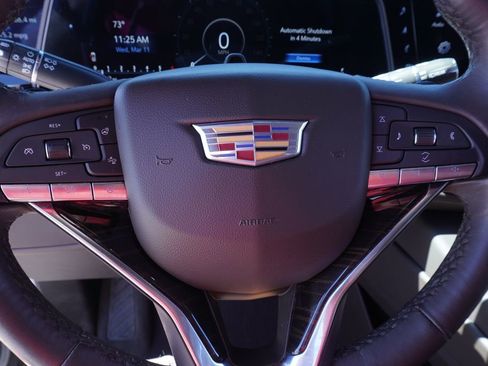 Used 2023 Cadillac Escalade Premium Luxury image 20