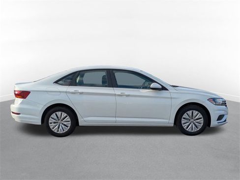 Used 2019 Volkswagen Jetta S w/ Driver Assistance Package image 2
