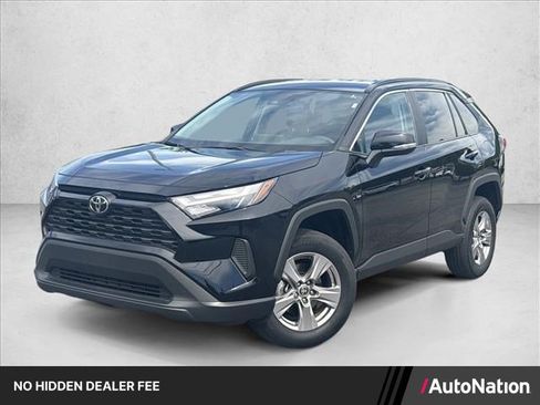 Certified 2025 Toyota RAV4 XLE FWD image 1