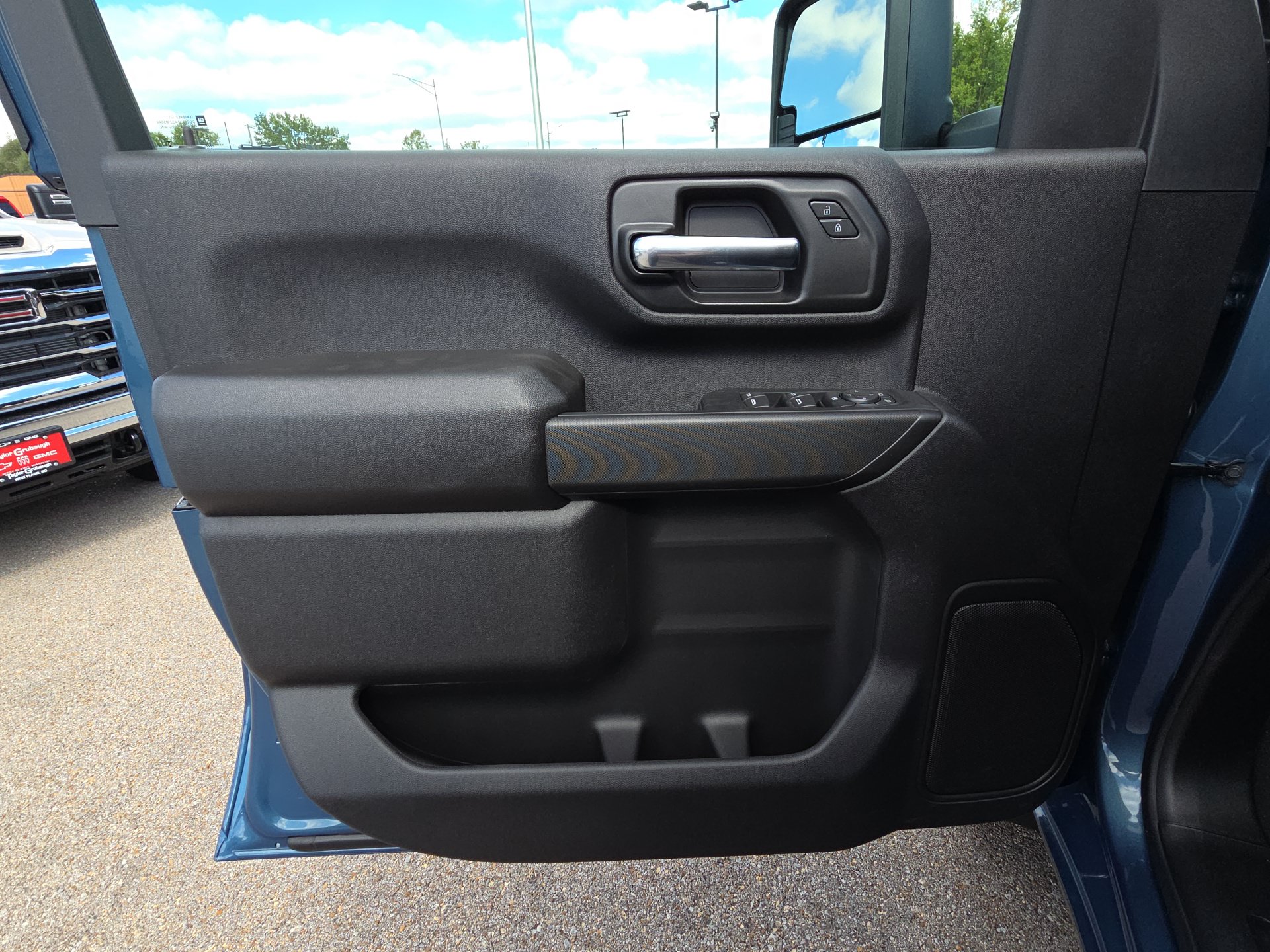 New 2026 Chevrolet Silverado 2500 Custom AWD/4WD image 13