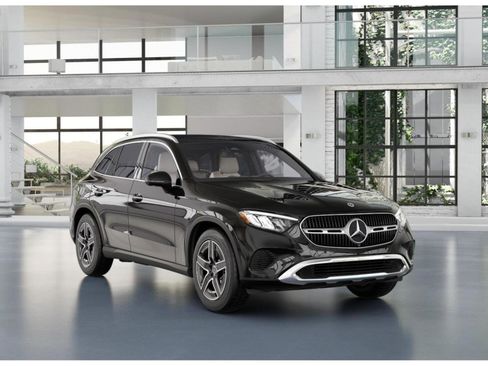 New 2026 Mercedes-Benz GLC 300 image 11