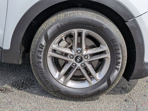 Used 2017 Hyundai Santa Fe Sport image 36