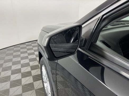 Used 2021 GMC Terrain SLE w/ Driver Convenience Package image 14