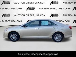 Used 2012 Toyota Camry LE FWD video 3