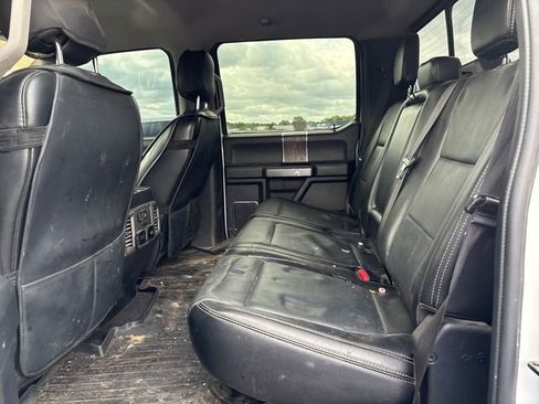 Used 2017 Ford F250 Lariat w/ Lariat Value Package AWD/4WD image 9