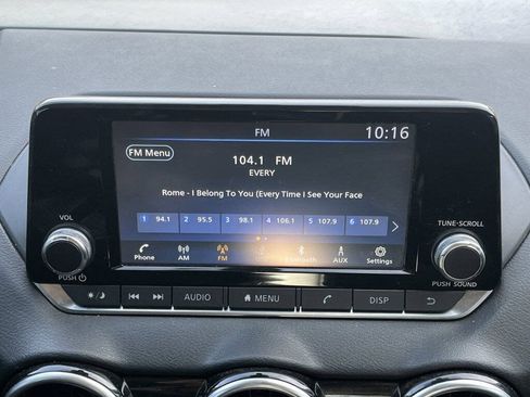 Used 2023 Nissan Sentra S image 4