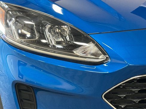 Used 2020 Ford Escape SE image 45