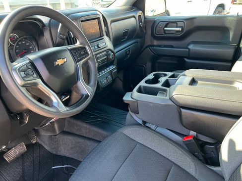 Certified 2022 Chevrolet Silverado 1500 Custom w/ LPO, Dark Essentials Package image 16