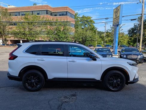 Used 2024 Honda CR-V Sport image 6