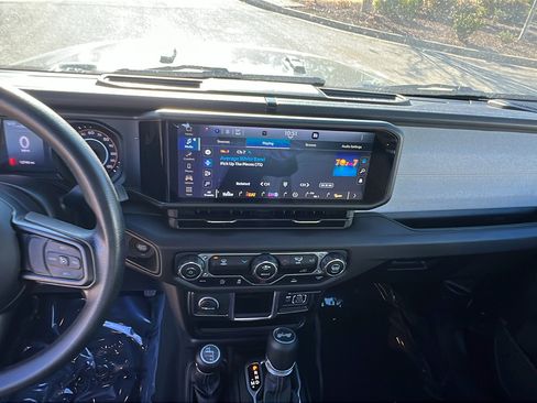 Certified 2024 Jeep Wrangler Sport image 30