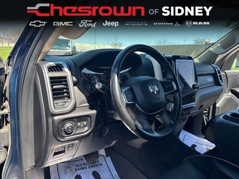 Used 2019 RAM 1500 Laramie AWD/4WD image 38