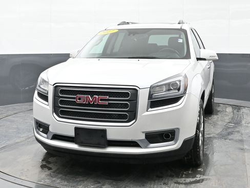 Used 2017 GMC Acadia Limited SLT image 3
