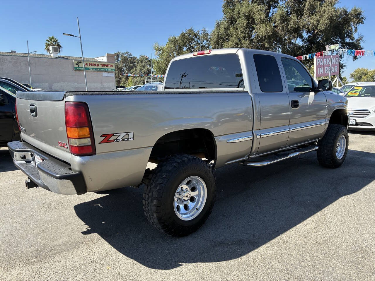 Used 2001 GMC Sierra 1500 4x4 Extended Cab w/ Off-Road Chassis Pkg image 2