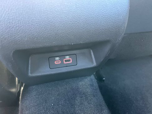 Used 2025 Nissan Altima 2.5 SV FWD image 23