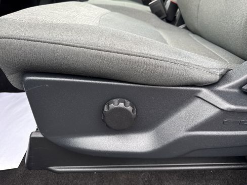 Used 2022 Ford F150 XLT w/ Trailer Tow Package image 14