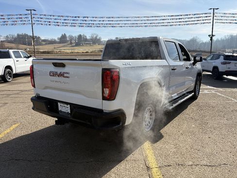 Used 2023 GMC Sierra 1500 Pro w/ Pro Value Package AWD/4WD image 5