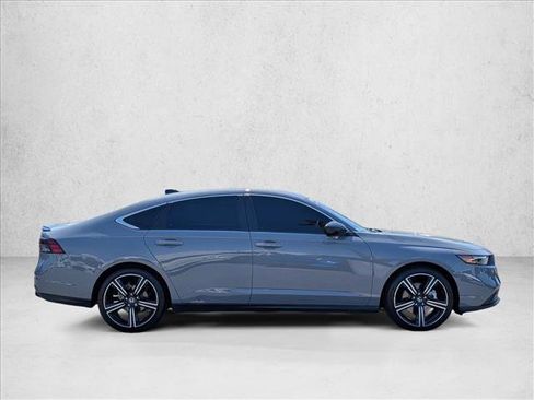 Used 2024 Honda Accord Sport image 4