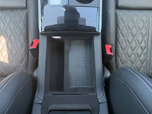 Used 2025 Audi S6 Premium Plus AWD/4WD image 27