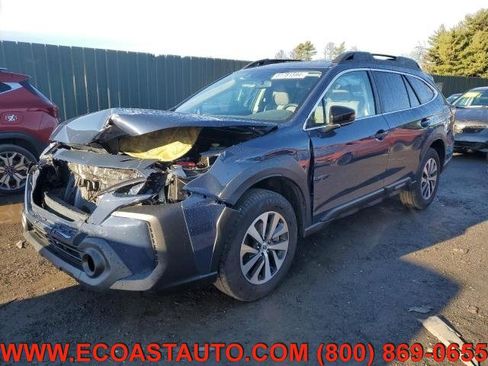 Used 2024 Subaru Outback Premium AWD/4WD image 4