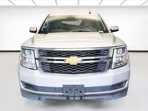 Used 2015 Chevrolet Tahoe LT RWD image 2