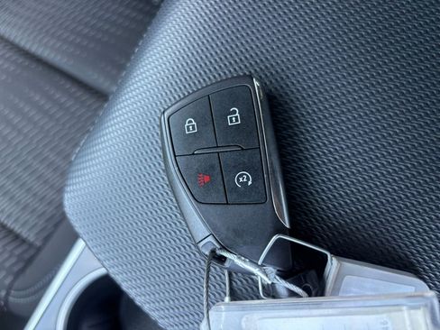 Used 2025 Chevrolet Equinox LT FWD image 22