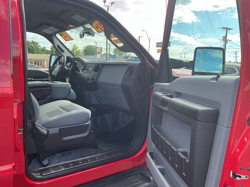 Used 2013 Ford F250 XL w/ PWR Equipment Group AWD/4WD image 28
