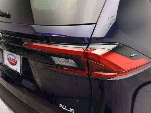 Certified 2024 Toyota Grand Highlander FWD image 9