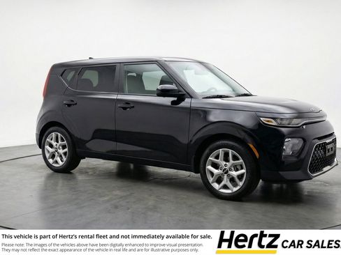 Used 2025 Kia Soul LX w/ LX Technology Package FWD image 1