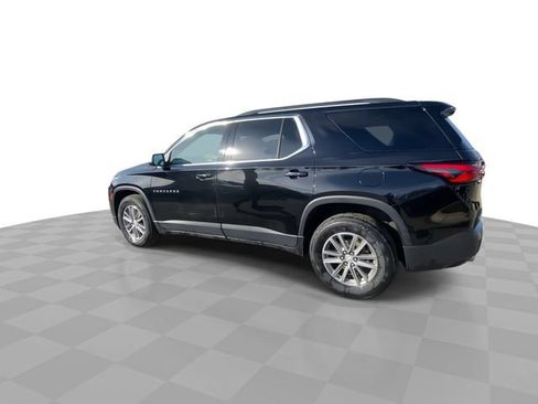 Used 2023 Chevrolet Traverse LT w/ LPO, Floor Liner Package FWD image 8
