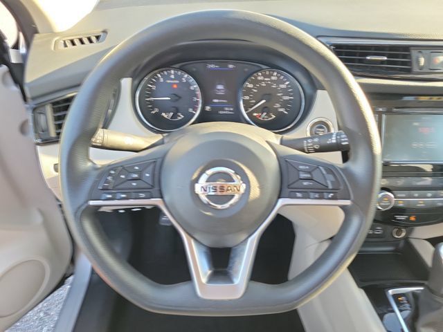 Used 2020 Nissan Rogue Sport SV AWD/4WD image 24