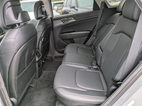 Certified 2023 Kia Sportage SX FWD image 12