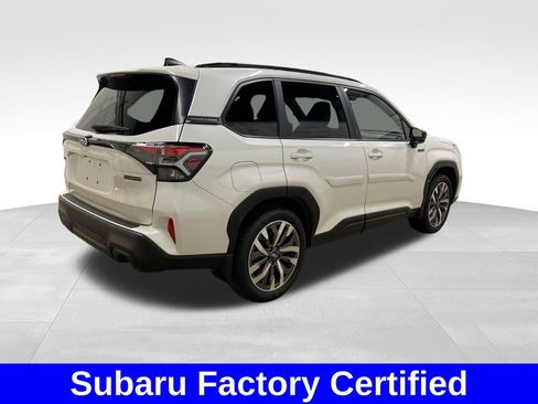 Certified 2025 Subaru Forester Touring AWD/4WD image 4