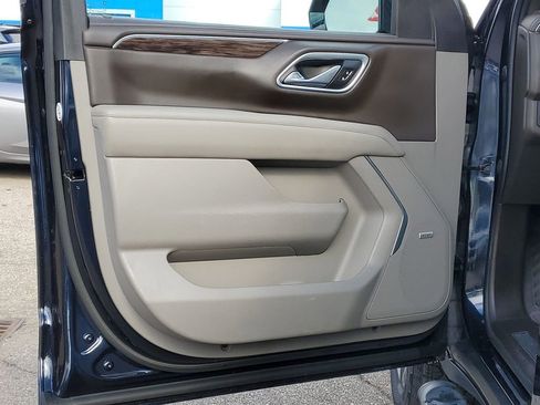 Used 2021 Chevrolet Tahoe Z71 w/ Z71 Signature Package image 27