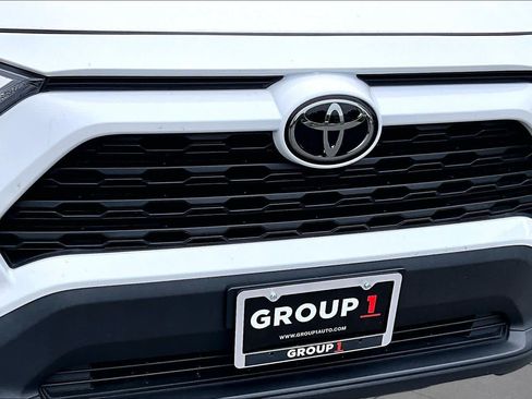Used 2023 Toyota RAV4 XLE w/ Convenience Package FWD image 30