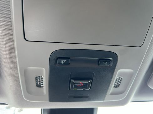 Used 2024 Toyota Camry SE image 34