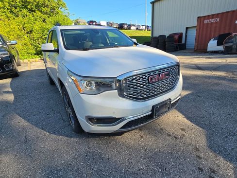 Used 2019 GMC Acadia Denali AWD/4WD image 11
