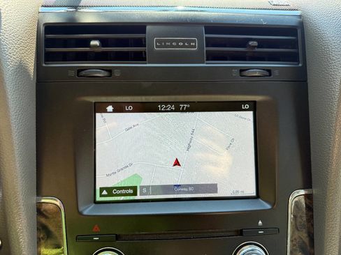 Used 2017 Lincoln Navigator L Select image 20