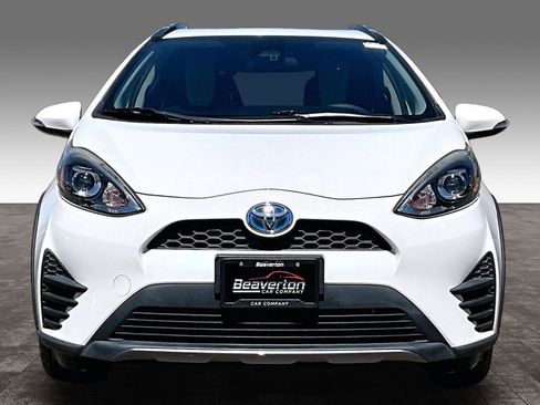 Used 2018 Toyota Prius C One w/ Carpet Mat Package FWD image 5