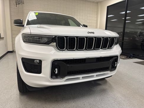Used 2023 Jeep Grand Cherokee L Overland AWD/4WD image 46