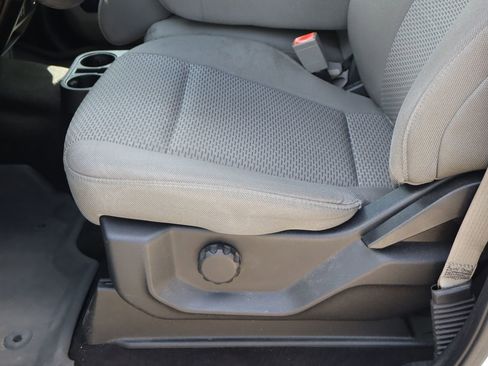 Used 2019 Ford F150 XLT RWD image 14